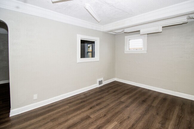 Building Photo - 5153 Cato St