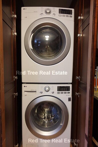 Building Photo - 40 Townly Rd