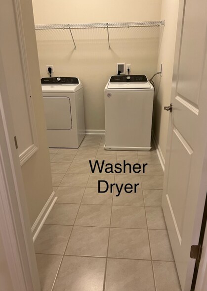 Building Photo - 2 2nd St