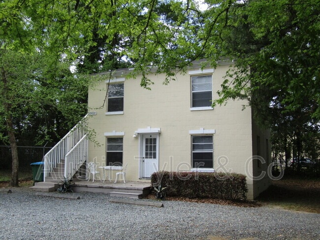 Primary Photo - 2983A Smith St