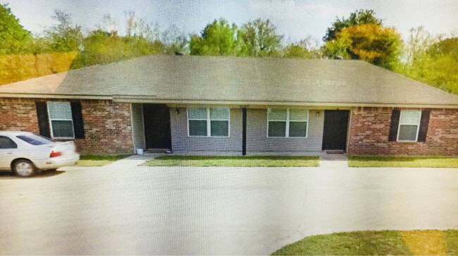 Building Photo - 6137 Evelyn St