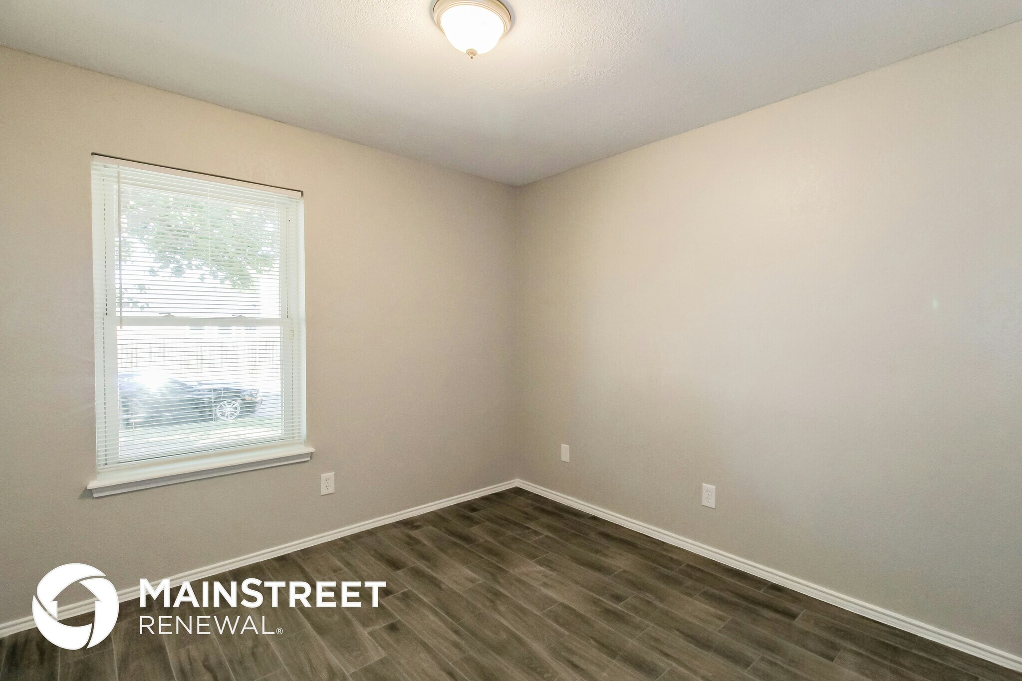 Building Photo - 1010 Galaxy Dr