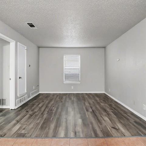 Building Photo - 2511 W Prairie St