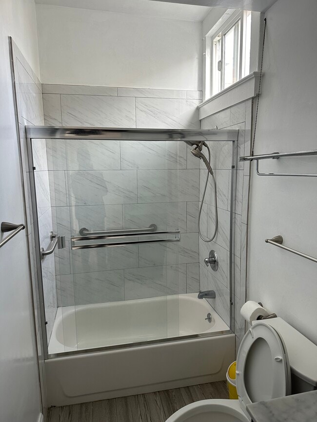 Building Photo - 106 San Diego Ave