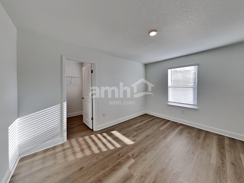 Building Photo - 6655 Atlantic Bch Ave