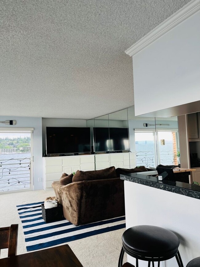 Building Photo - Kirkland Waterfront Condo Available Now! S...
