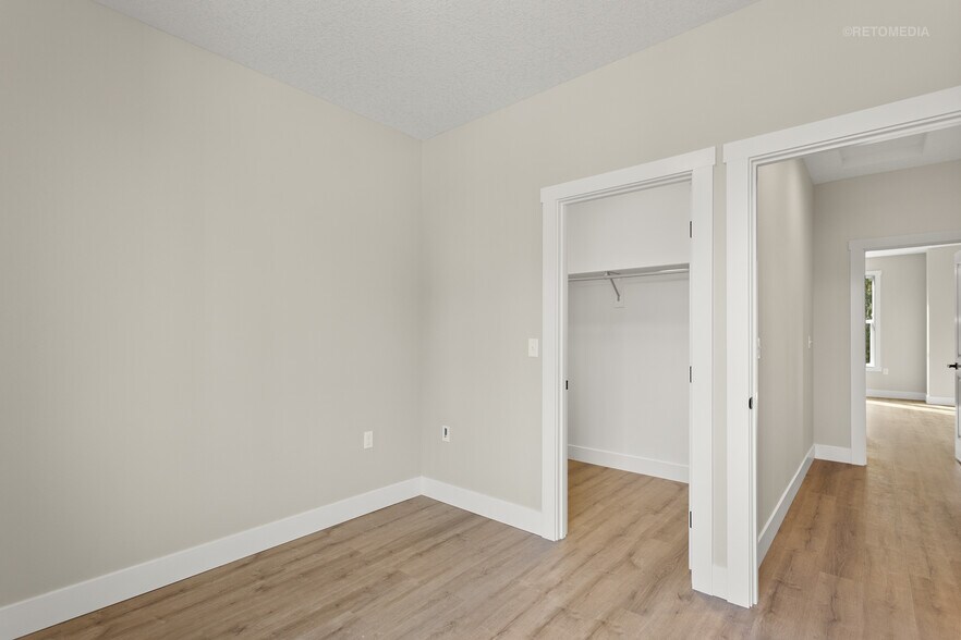 Building Photo - 4243 Verda Ln NE