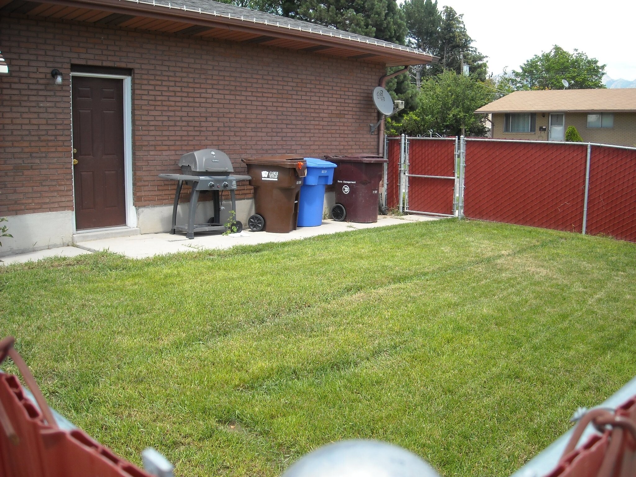 Building Photo - 268 Pioneer Cir