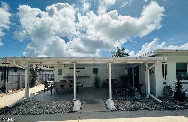 Building Photo - 1495 Cranville Square