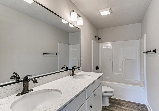 Building Photo - 6941 Holly Ct