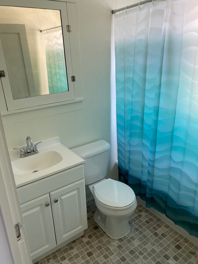 Building Photo - 3946 Adams St