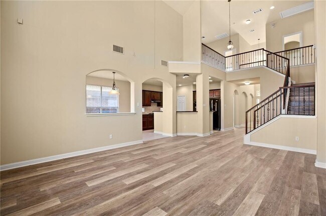 Building Photo - 10112 Channel Island Dr