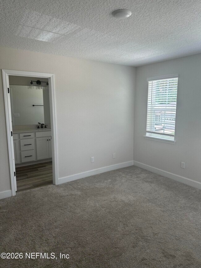 Building Photo - 11561 Admiral Cv Dr