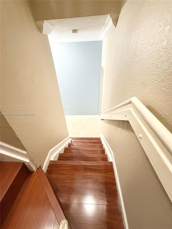 Building Photo - 17650 NW 73rd Ave