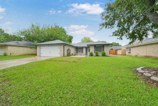 Building Photo - 21211 Park Mt Dr