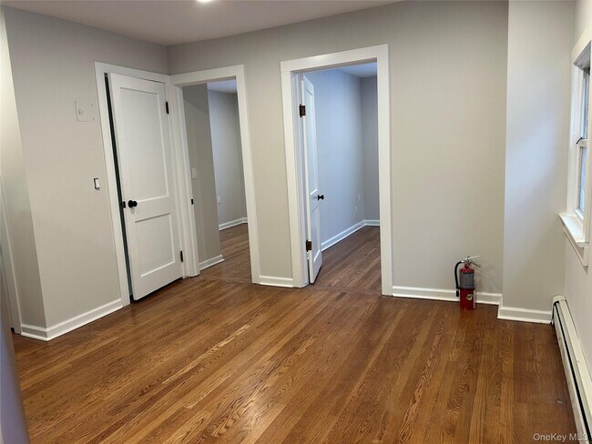 Building Photo - 29 Tobins Ln