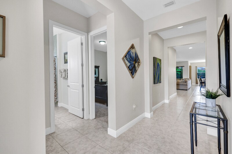 Building Photo - 12699 Fairington Way