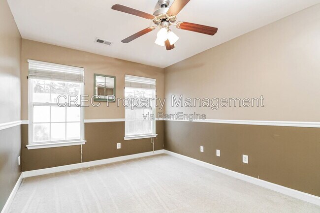 Building Photo - 3533 Claremont St