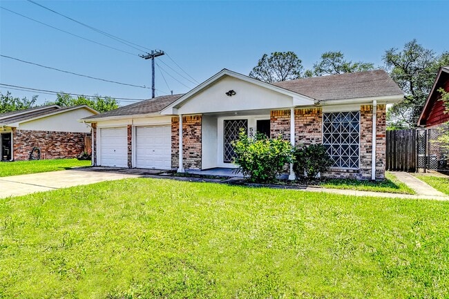 Primary Photo - 5318 Botany Ln