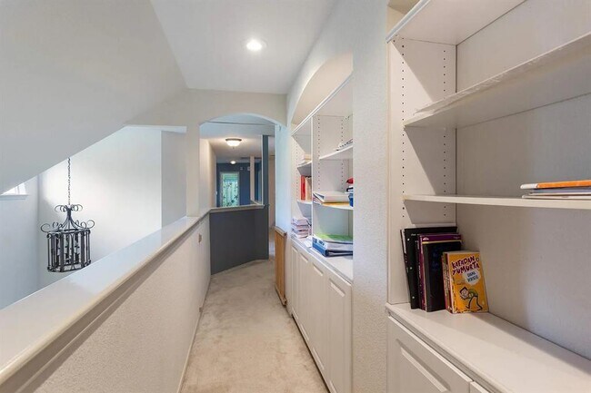 Building Photo - 14616 Banbridge Trail