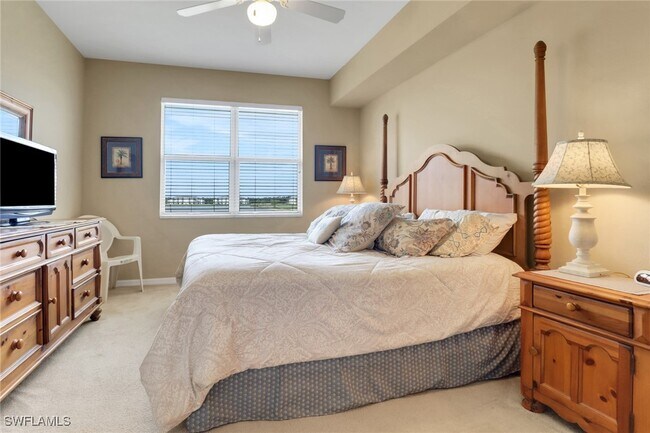 Building Photo - 10390 Washingtonia Palm Way