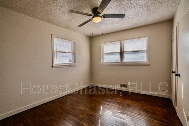 Building Photo - 5004 40th St