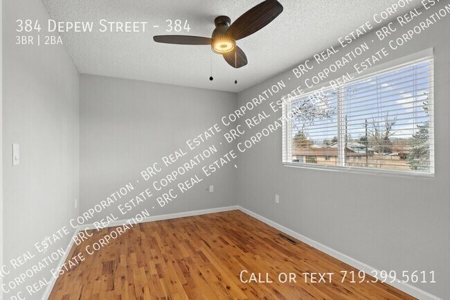 Building Photo - 384 Depew St