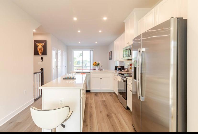 Building Photo - 7824 Yona Ct