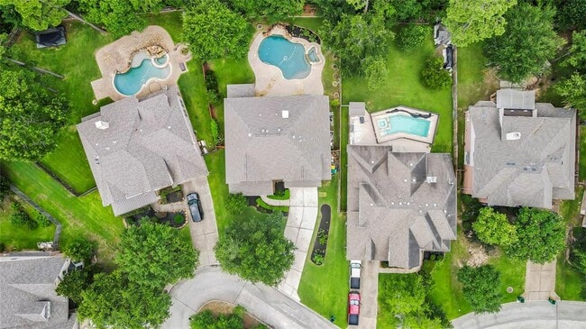 Building Photo - 70 Fulshear Ct