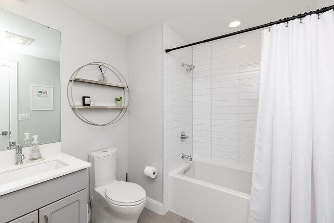 Building Photo - 11 Walley St