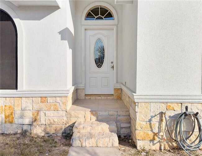 Building Photo - 30 N N Dakota St