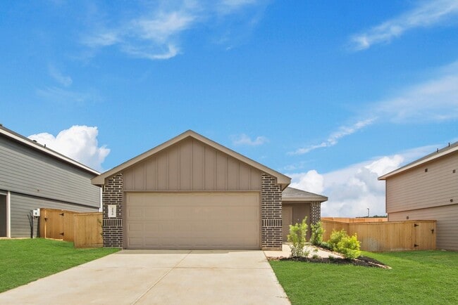 Building Photo - 40830 Hawthorne Glades St