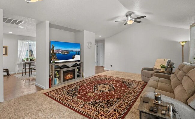 Building Photo - 3BED2BATH - NEWLY REMODELED, 2CAR GARAGE, LARGE FENCED YARD, WASHER/DRYER