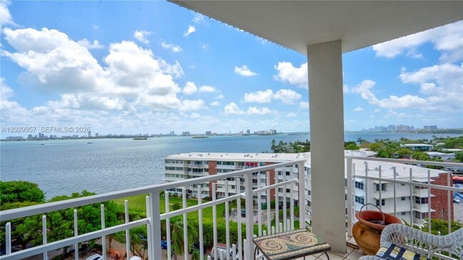 Building Photo - 4000 Towerside Terrace