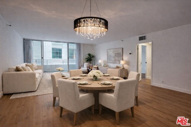 Building Photo - 10390 Wilshire Blvd