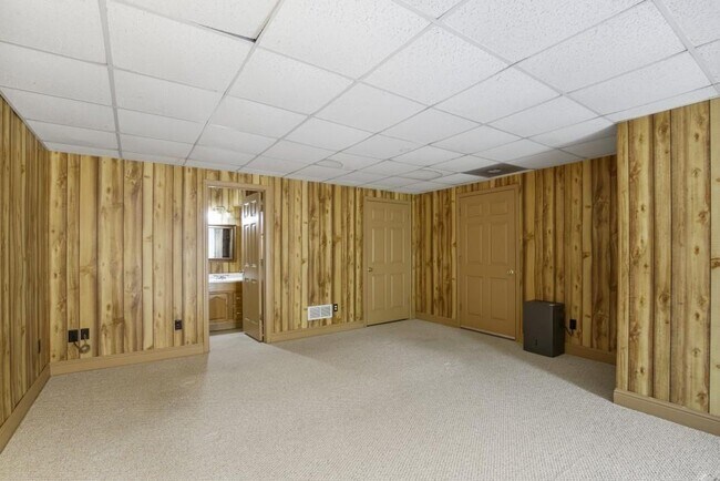 Building Photo - 1312 Dungan Dr NW