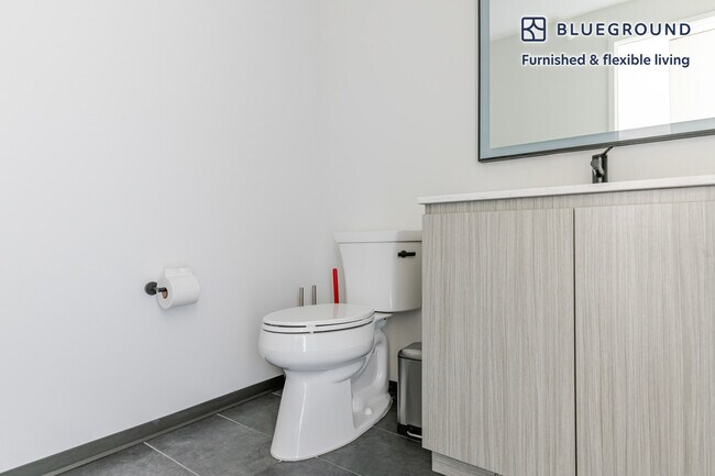 Building Photo - 1454 W Randolph St