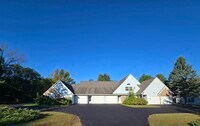 Building Photo - 3308 Echo Dells Ave