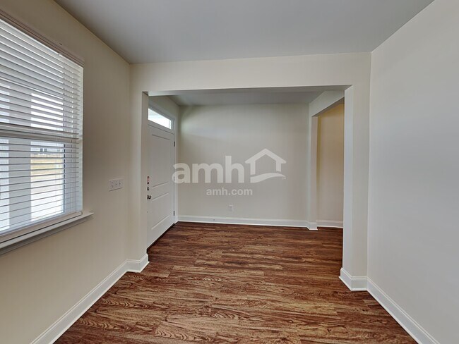 Building Photo - 4845 Chutney Dr