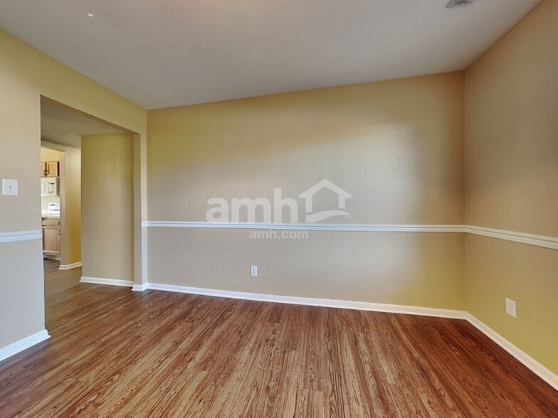 Building Photo - 6475 Calloway Ct