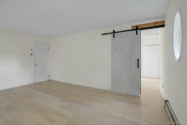 Building Photo - 75 Woodcrest Ave