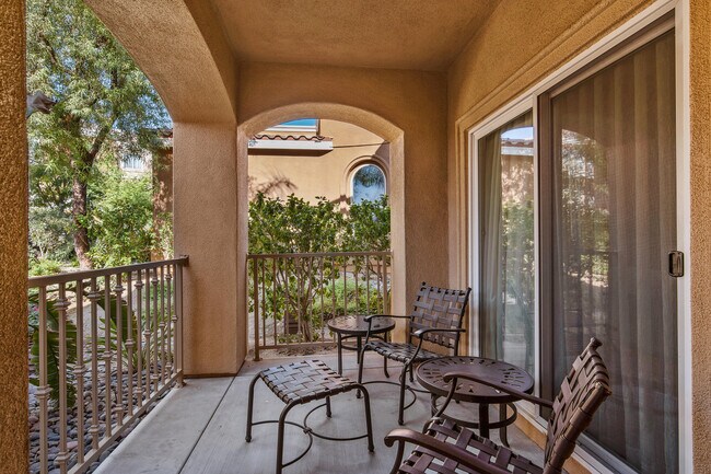 Building Photo - 45245 Seeley Dr