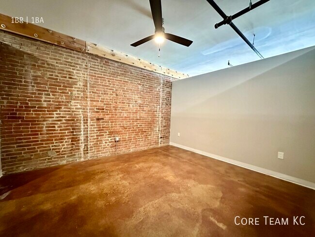 Building Photo - 1223 Union Ave