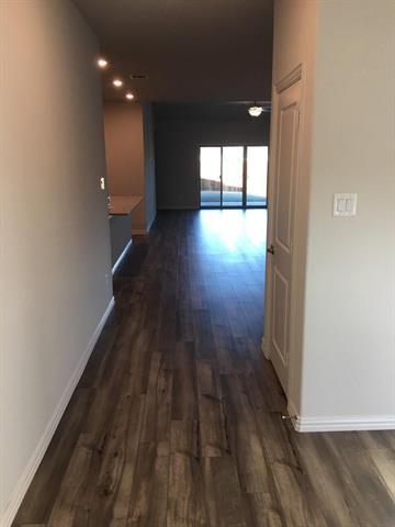 Building Photo - 10520 Katalpa Dr