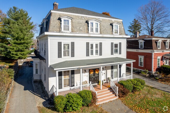 Primary Photo - 15 Vine St