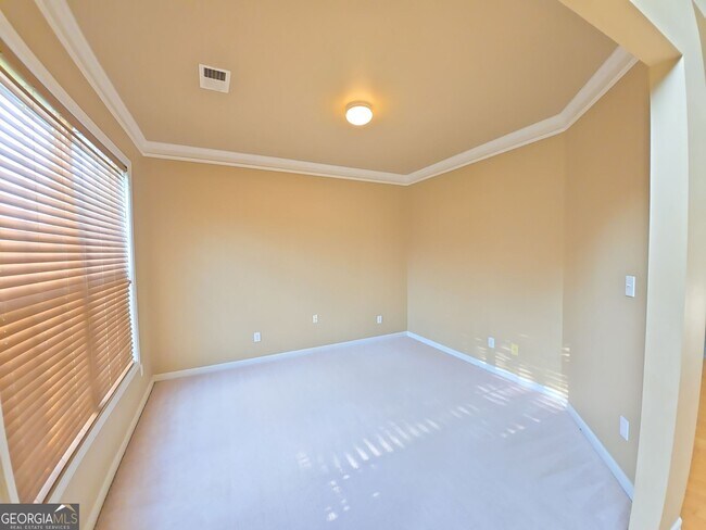 Building Photo - 273 Winthrop Ln