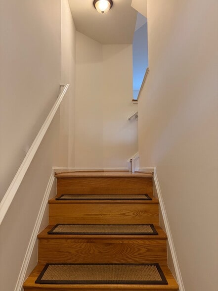 Building Photo - 10404 Parthenon Ct