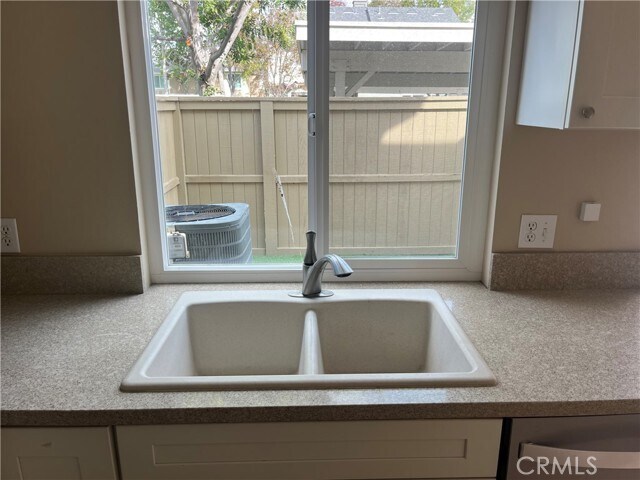 Building Photo - 40 Timber Run