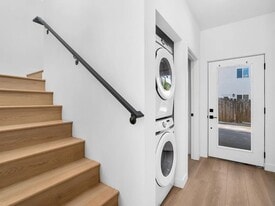 Building Photo - 5661 Campanile Way