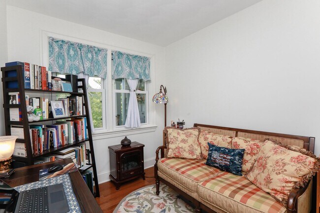 Building Photo - Beautiful Single Family Home in Willoughby Beach!!